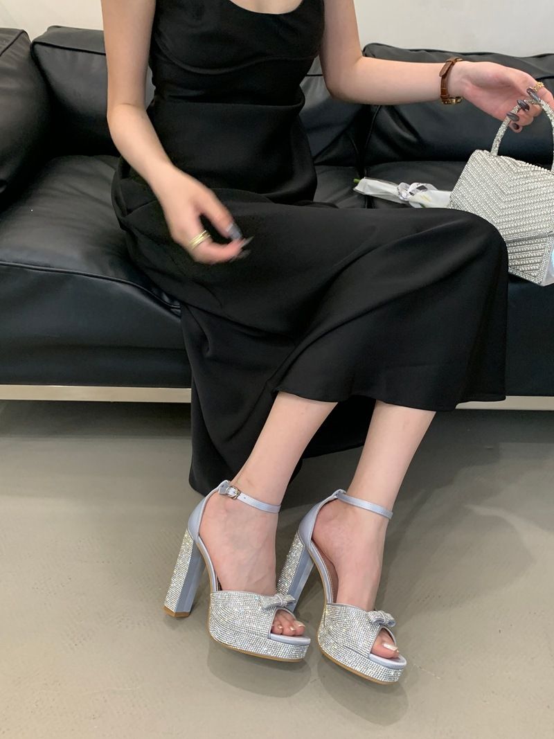 2025 Summer New Square Elegant Versatile Open Toe Rhinestone Bowknot Short Heel Women's Heeled Sandals_voghion.com