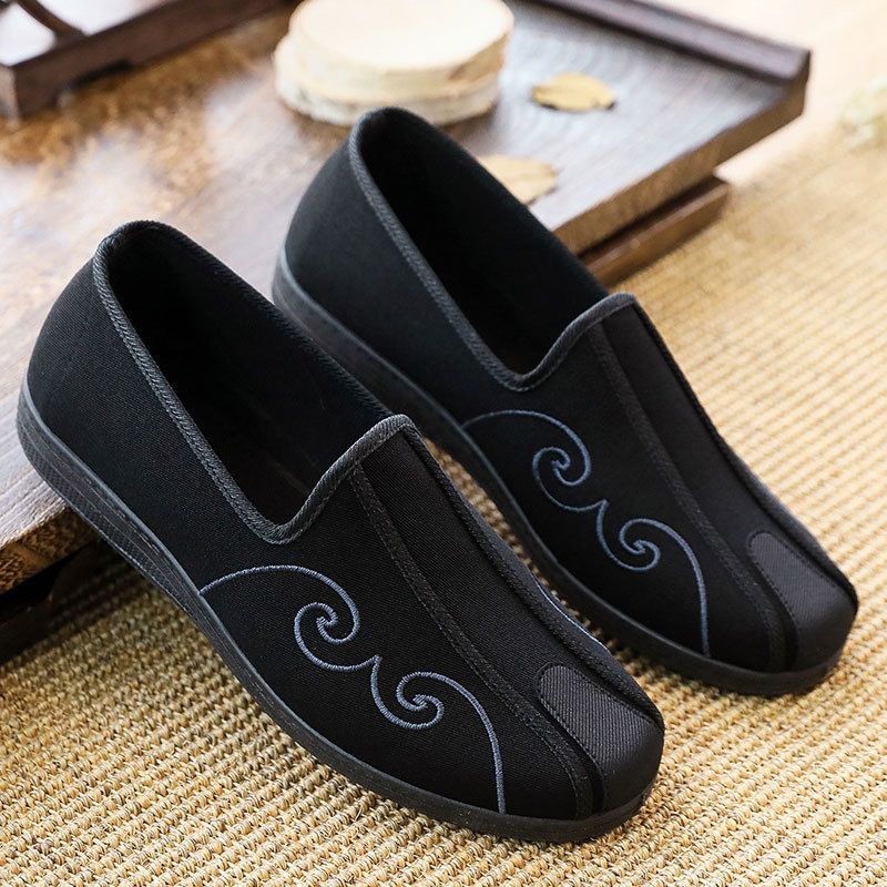 Herrenschuhe Alte Peking-Stoffschuhe Herrenschuhe mit weicher Sohle im chinesischen Stil Retro-Schuhe für Väter mittleren Alters und ältere Menschen Tang-Anzug Hanfu-Schuhe mit Stickerei_voghion.com