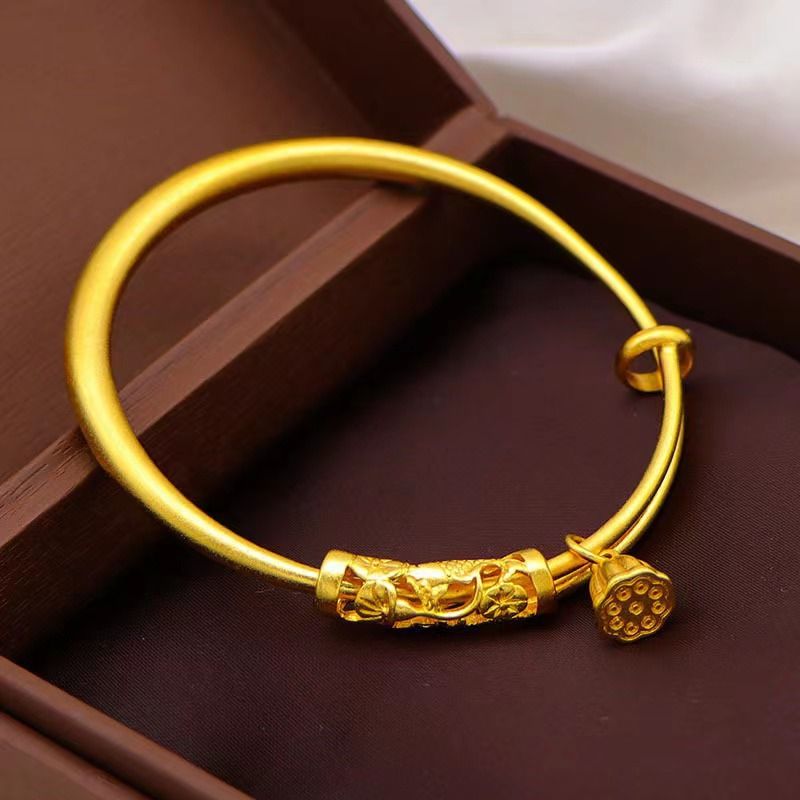 Hohl geschnitzte Lotus Lotus antike Armband Vietnam Sand Gold Messing vergoldet Mode runden Bauch Push-Pull Armband für Frauen_voghion.com