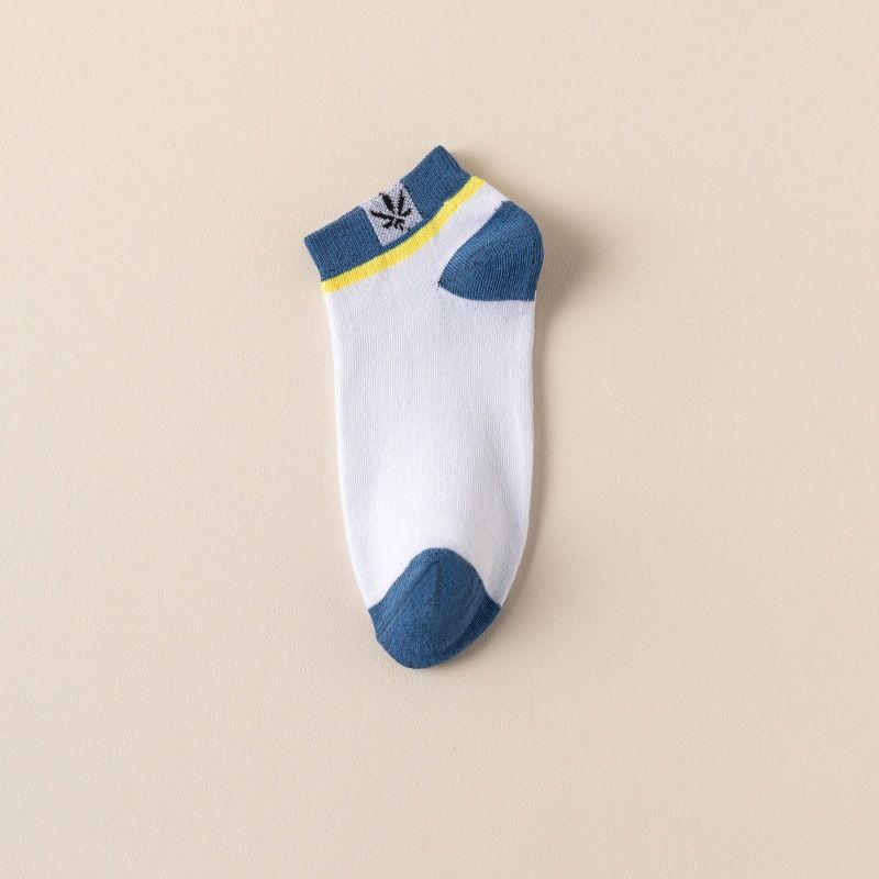 2025e Men's Short Ins Trend Maple Leaf Boat Summer Thin Sweat-Absorbing Breathable Sports Low-Cut Shallow Mouth Socks_voghion.com