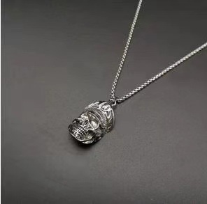 Devil Skull Joker Necklace Long Hip Hop Punk Pendant Men's Personalized Accessories Sweater_voghion.com