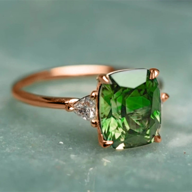 Cao Shi's New Square Triangle With Light Luxury Four Claw Set Zircon Ring Fashion High Grade Jewelry_voghion.com