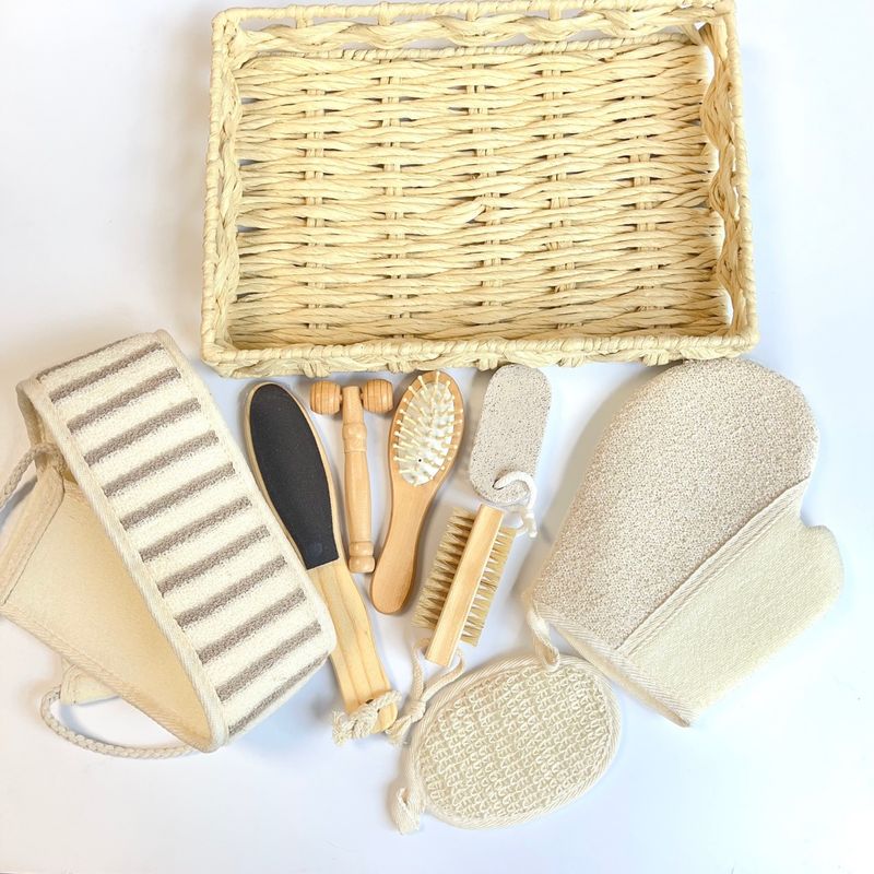 8-Piece Bath & Body Gift Set In Handwoven Paper Rope Basket – Exfoliating Gloves, Loofah & Foot Scrubber For Birthdays, Holidays & Corporate Gifting_voghion.com