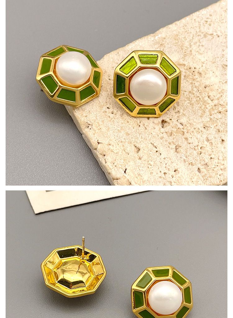 Versione coreana degli orecchini in smalto con perle d'acqua dolce Xiaoxiangfeng, senso del design di nicchia, orecchio dal temperamento personalizzato_voghion.com
