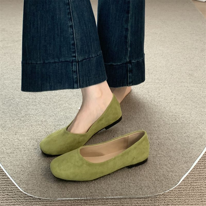 Flache Pendler Vielseitige Damen 2025 Frühling Herbst Neue Runde Zehen Schwarz Arbeitsschuhe Wildleder Flache Mund Loafers_voghion.com