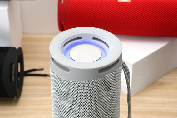 TG289 LED-Licht Bluetooth-Außen-Subwoofer mit Doppelmembran Tragbarer, hochwertiger Plug-in-Lautsprecher_voghion.com