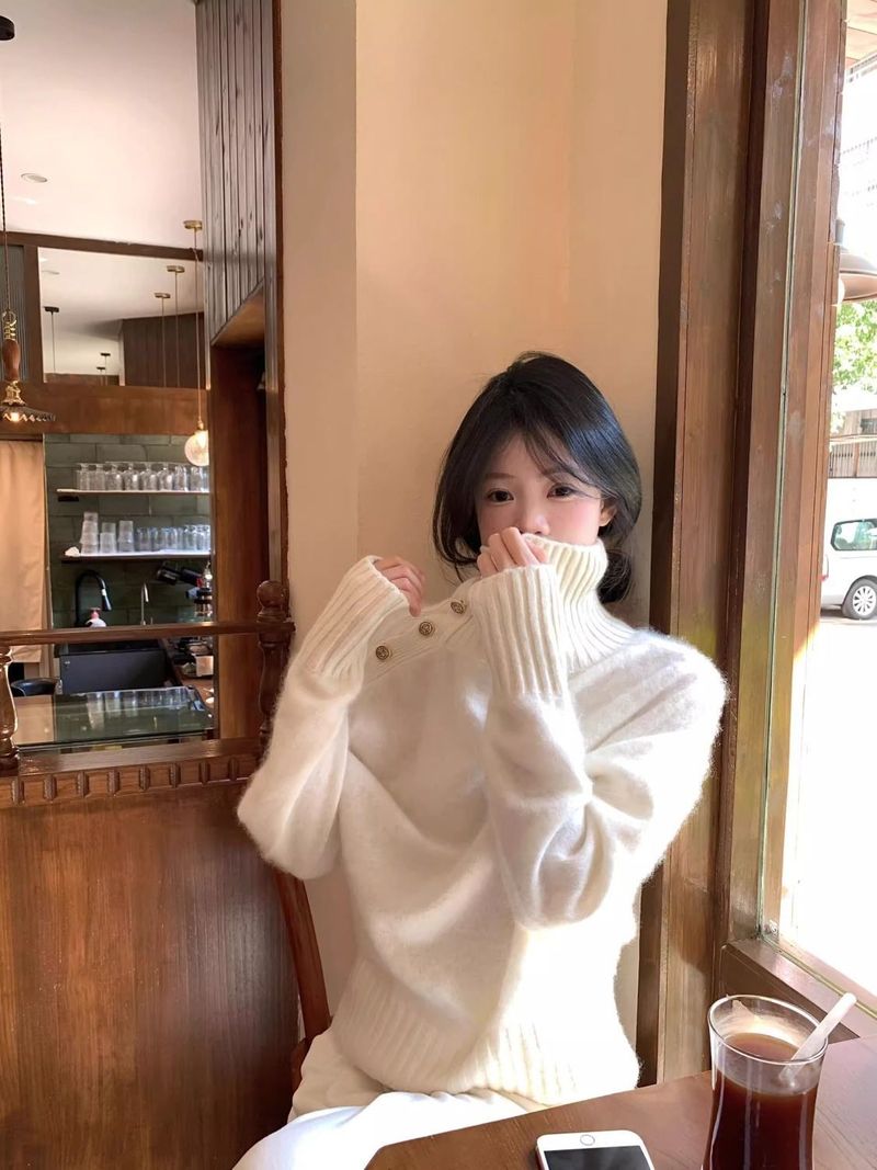 girl Lazy Style High-End Design Turtleneck Sweater Women, Loose Fit For Autumn Winter, Soft And Cozy Pullover White Top_voghion.com