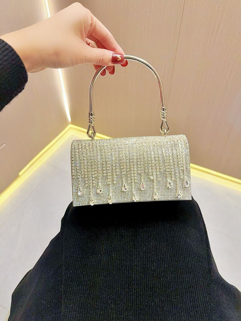 New Diamond Encrusted Tassel Handheld Ladies Banquet Bag_voghion.com