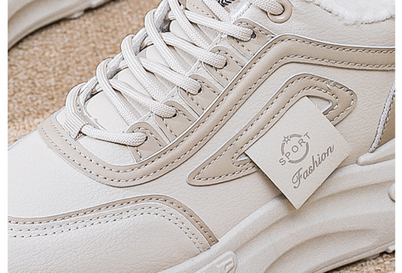Nuova versione coreana del 2024 con scarpe sportive alte in cotone ispessito Veet per papà e ragazze da donna_voghion.com