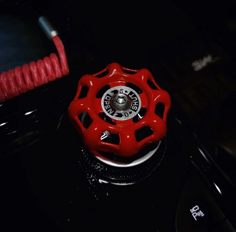 Syct Rubinetto creativo divertente con aspirazione magnetica, ruota stereo Vae, supporto telescopico per airbag iPhone 15, adatto per gusci di telefoni cellulari, fornitura esclusiva_voghion.com