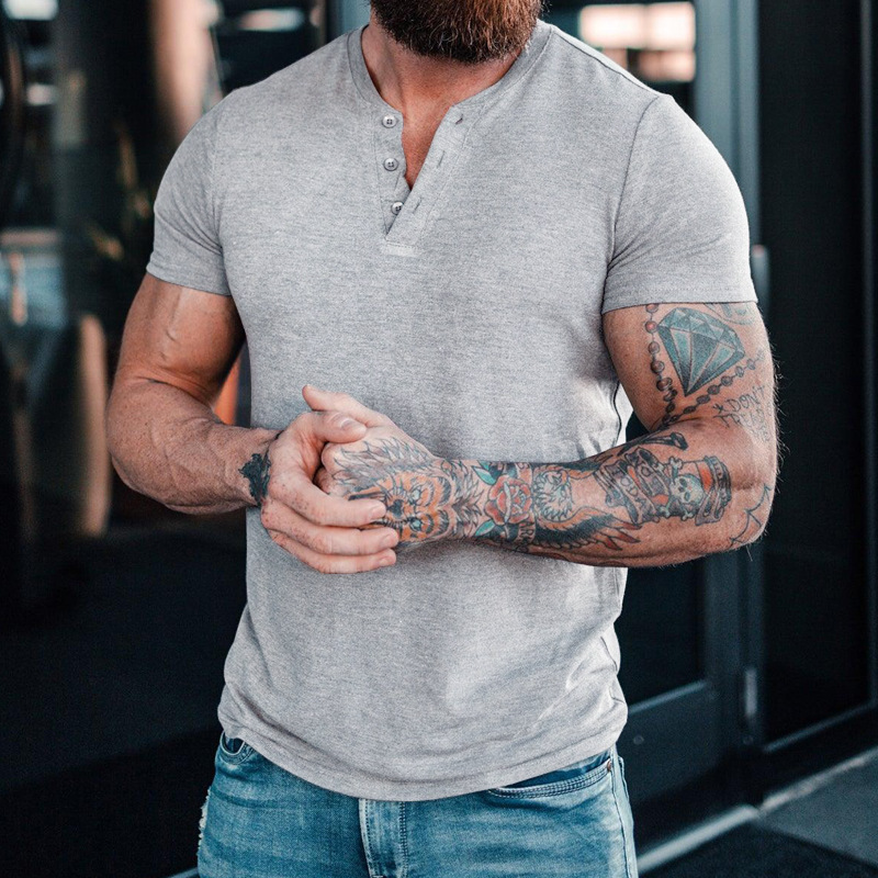 2023 Trendy Herrenmode Europäische Größe 6XL Button Henry Rundhals Kurzarm Slim Fit Einfarbiges T-Shirt_voghion.com