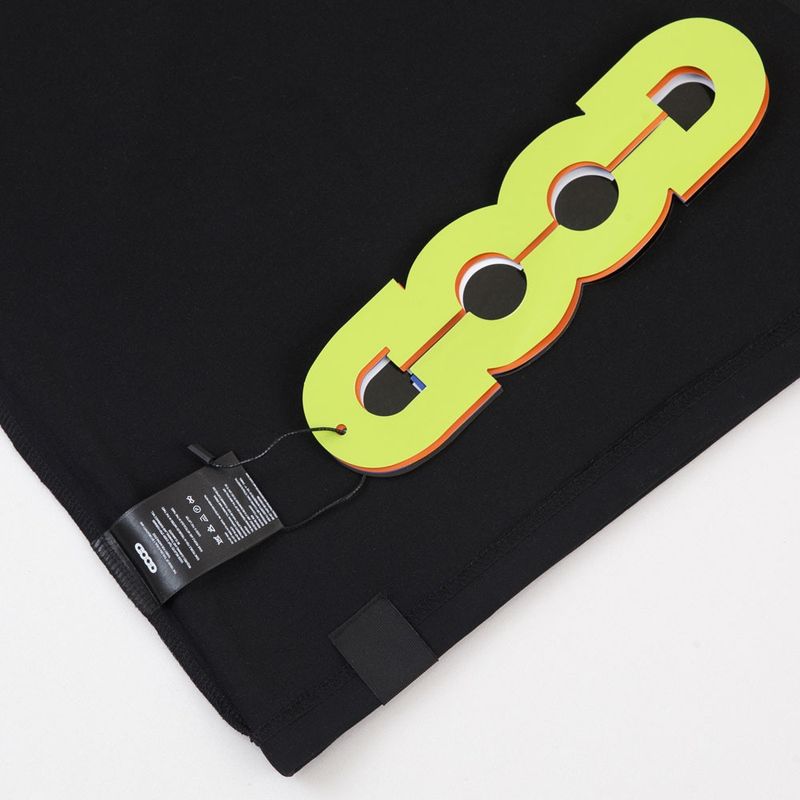 Men's Clothing Short Sleeved Hollow Diamond Foam Printing T Shirt_voghion.com