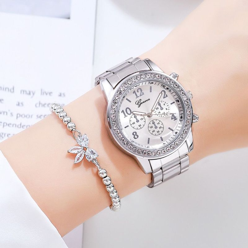 Light 2023 new three eyes quartz network red light set authentic women's watch_voghion.com