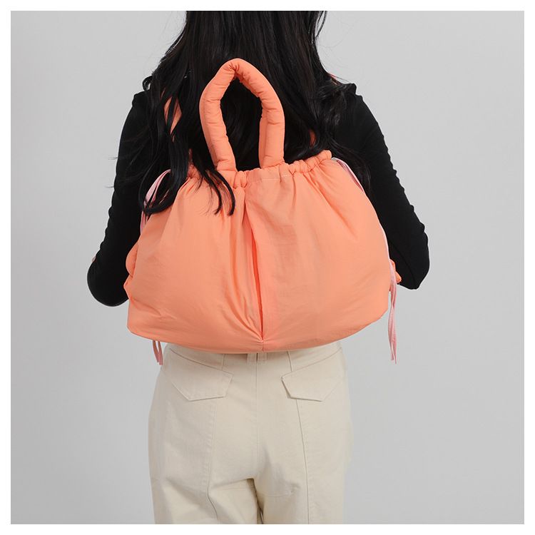 New style portable down cotton bag winter versatile fashion shoulder messenger bag multifunctional pleated casual backpack_voghion.com
