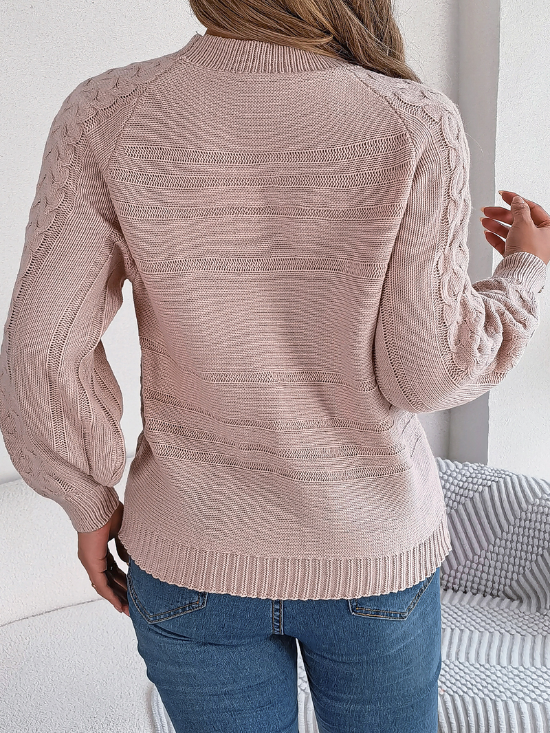 Maglione pullover con maniche a lanterna e bottoni in maglia a trecce tinta unita autunno inverno 2024, moda donna_voghion.com