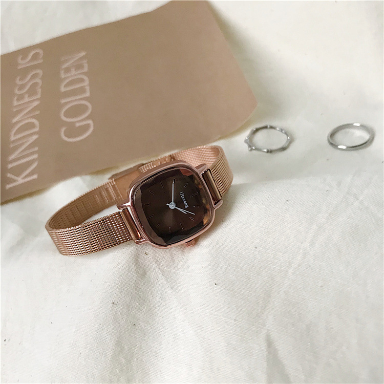 Ladies sense of luxury cool niche quartz watch. Women with a minimalist temperament and square small dial_voghion.com