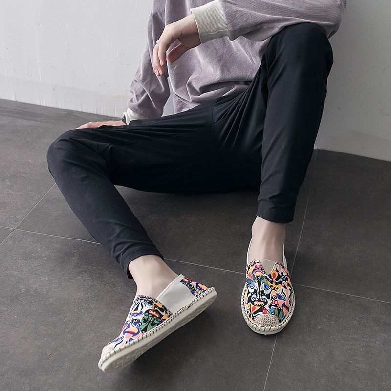 Lässige Leinenschuhe mit Stickerei im chinesischen Stil, ein Fuß auf den alten Peking-Sommer-Trend-Canvas-Schuhen für Herren_voghion.com