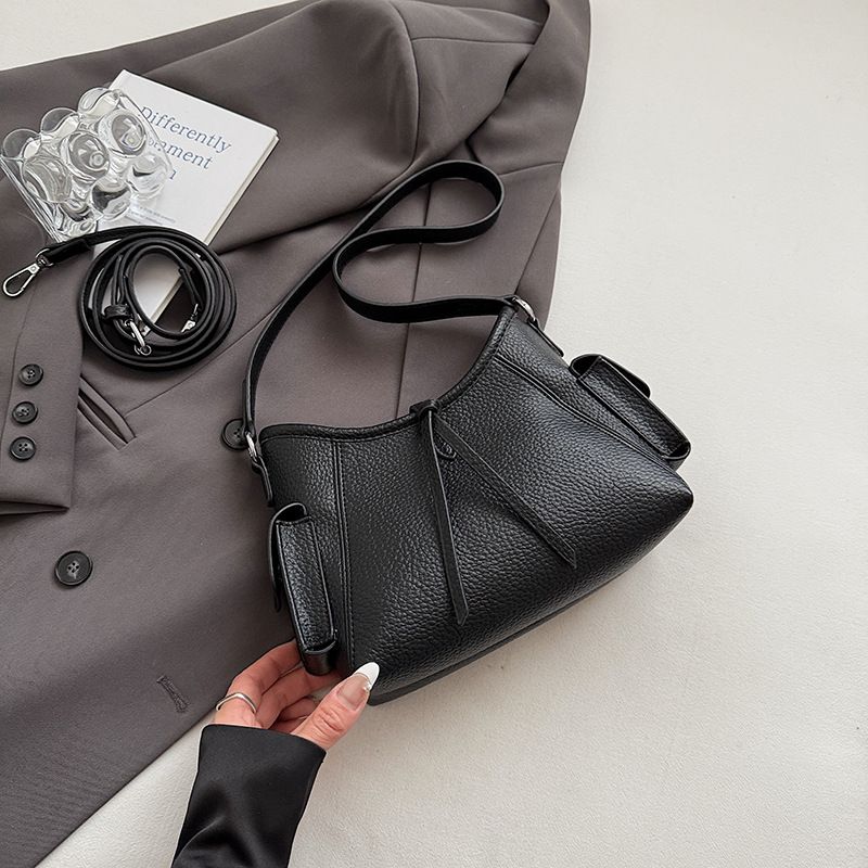 2025 Summer New Women's Small Underarm Simple Large Capacity Shoulder Commuter Crossbody Bag_voghion.com
