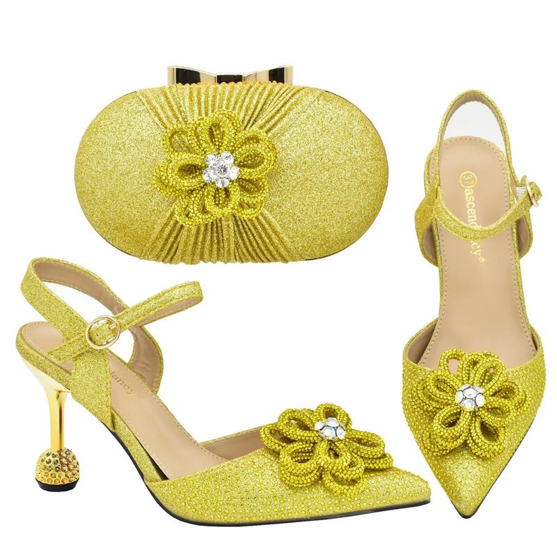 Sandali con tacco a spillo decorativi con applicazione tridimensionale con borsa da sera per banchetti con design alla moda dello stesso colore_voghion.com