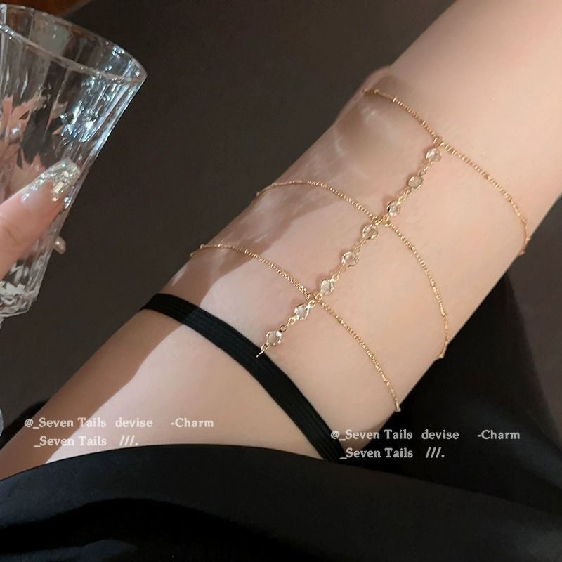 Catena per gamba con tre strati di strass e nappe, nuovi accessori sexy alla moda per l'estate, celebrità versatile di Internet e ragazza piccante_voghion.com