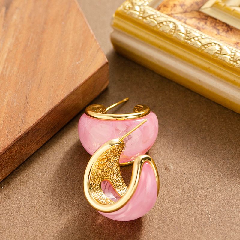 Orecchini coreani a forma di lettera C in resina color gelatina, dolci e squisiti, versatili ed eleganti per le donne, semplici_voghion.com