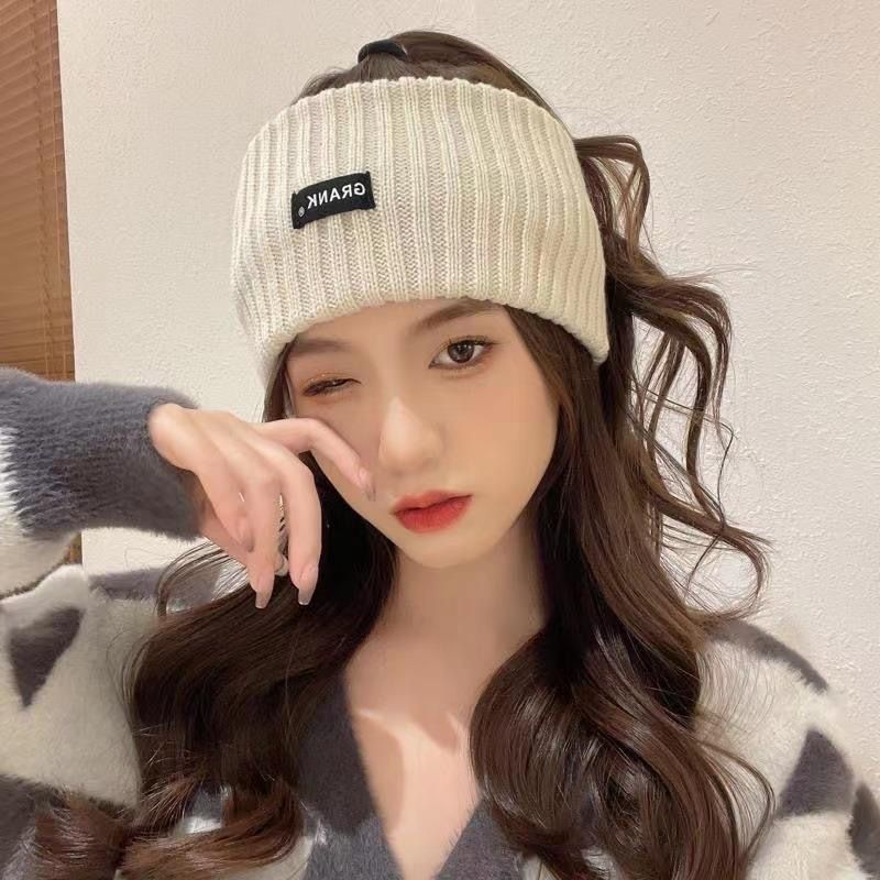 Winter wolle mit plüsch warme gestrickte hut, verdickt winter weiß frauen modische und vielseitig doppel-schicht ohr_voghion.com