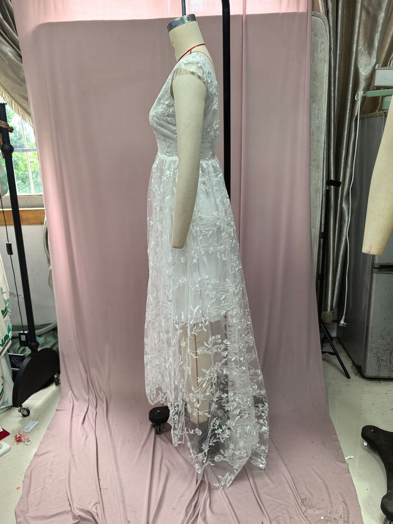 A-Linie V-Ausschnitt Bohemian Brautkleider Vintage Spitze Ballkleider Spitze Brautkleider Solitaire Trainer Korsett Boho Vestidos De Novia_voghion.com
