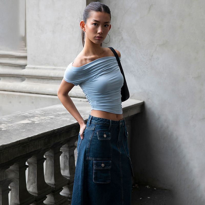 Καλοκαιρινό νέο μπλουζάκι Γυναικεία σέξι κοντομάνικα μπλουζάκια με κάθετο λαιμό με πτυχώσεις Crop Top Casual StreetwearSolid Basic T-shirts_voghion.com