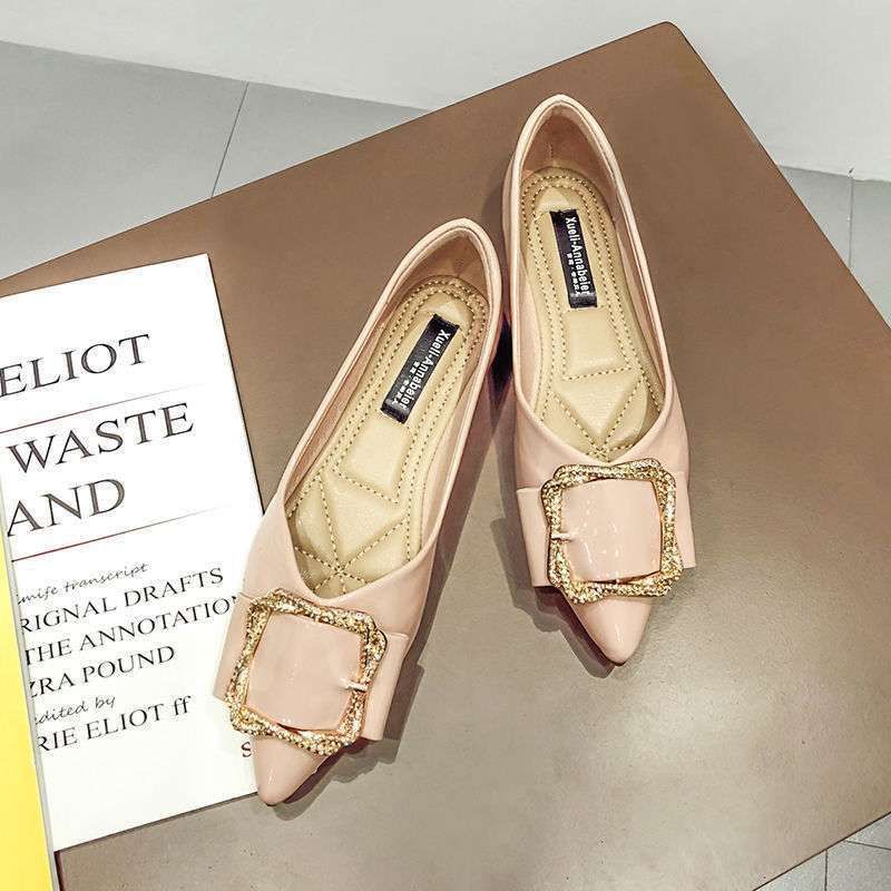 Pointed Toe Flat For Women Leather 2025 Spring New Style Red Wedding Versatile Boat Shoes Soft Sole Loafers_voghion.com