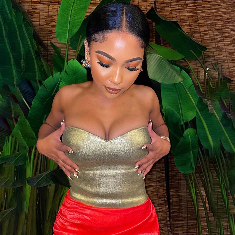 Vestito da festa beige in denim, aderente, largo, corto, con perline, a V, lungo, mini, autunno, con bottoni, cerniera, comodo e traspirante._voghion.com