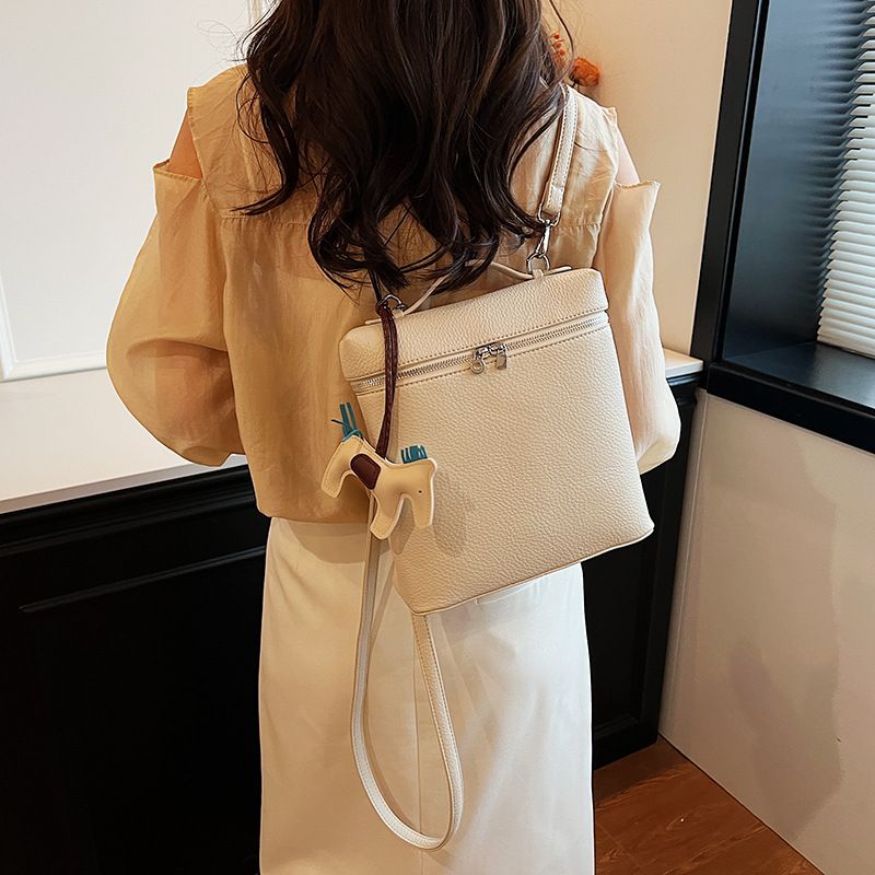Shoulder for women 2024 new style, niche texture, simple white, college commuting handbag, single shoulder bag_voghion.com