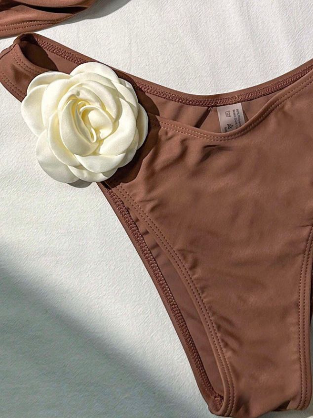 Costume da bagno bikini con fiori tridimensionali alla moda per donna_voghion.com