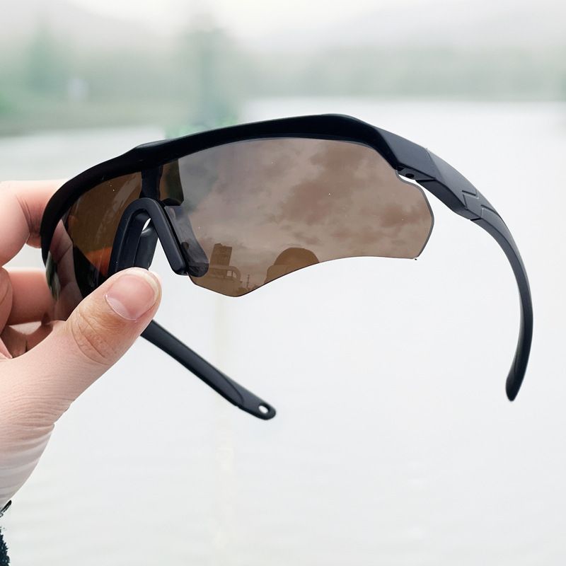 Half montuur, eendelige lens, sportmotorfiets, fiets, windscherm, paarse zonnebril voor heren en dames_voghion.com