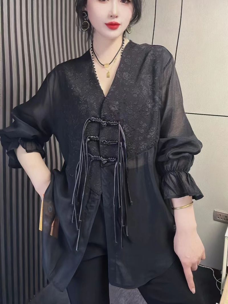 Traje Tang de primavera y verano con protección solar y cuello en V con encaje y hebilla retro._voghion.com