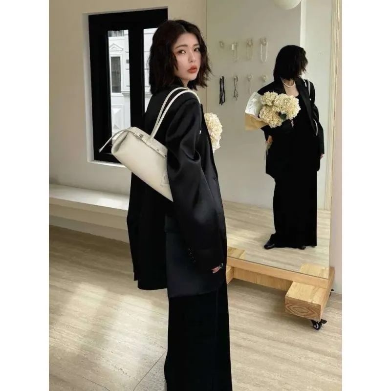 Borse firmate Strict Select Borsa bowling orizzontale in pelle di mucca di alta qualità, multiuso, per il tempo libero, colore kakhi, da donna_voghion.com