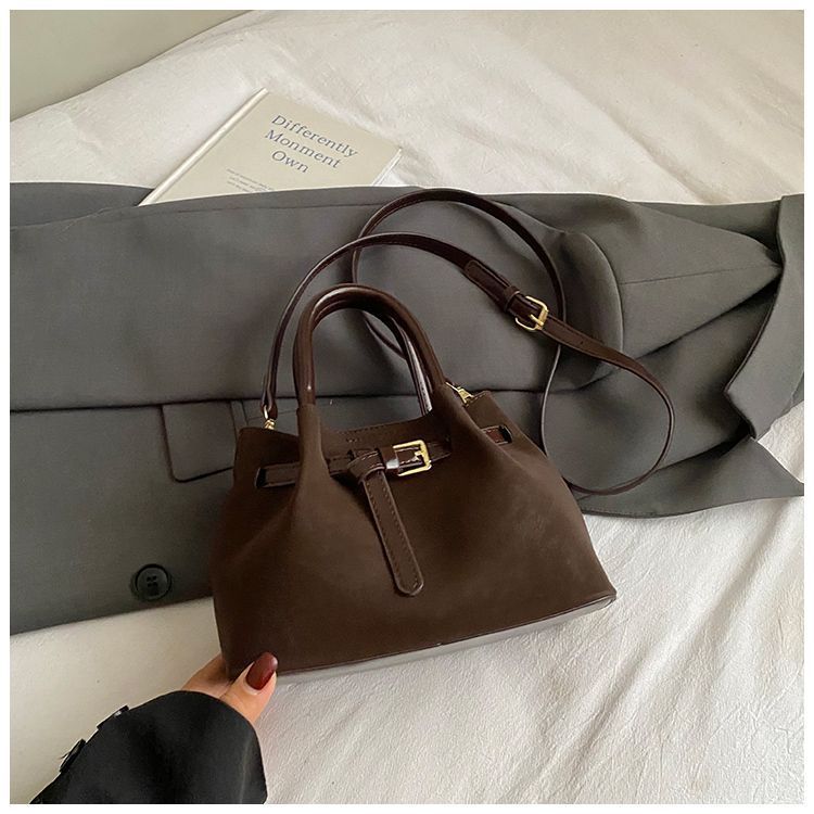 Handbag For Women 2025 New Autumn Winter Niche Super Popular Exquisite Vintage Single Shoulder Versatile Crossbody_voghion.com