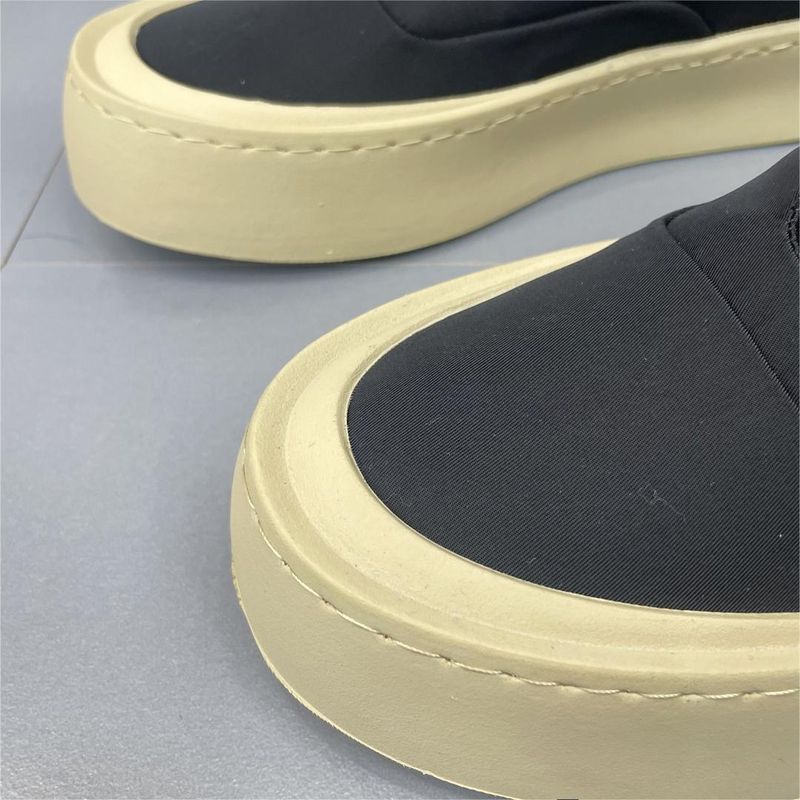 New shoes men's summer breathable net surface deodorant super light soft bottom lazy man a slip-on canvas shoes_voghion.com