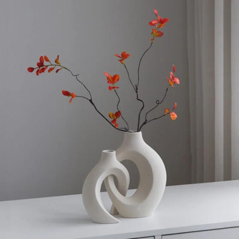 Lot de 2 vases modernes en céramique blanche pour décoration d'intérieur, vases à fleurs creux mats de style nordique bohème pour table de mariage, salon, bureau_voghion.com