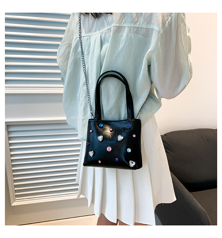 Super Hot Gemstone Bag Women's Bag 2023 New Trendy Diamond-studded Portable bucket bag foreign style single shoulder oblique chain bag_voghion.com