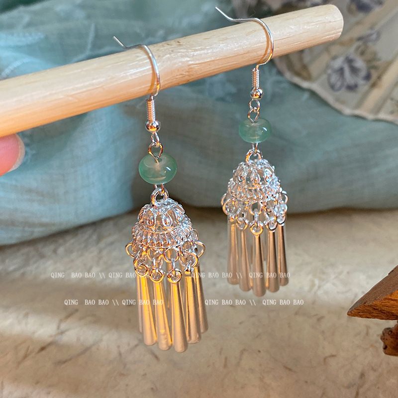 Nuovi orecchini in argento Miao in stile etnico retrò, orecchini lunghi con nappa da donna, eleganti e versatili, orecchini a gancio per l'orecchio del palazzo_voghion.com