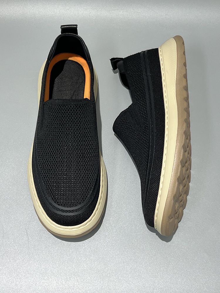 Summer New Breathable Lightweight Thin Casual Soft Sole Slip-On Deodorant Mesh Shoes Men_voghion.com