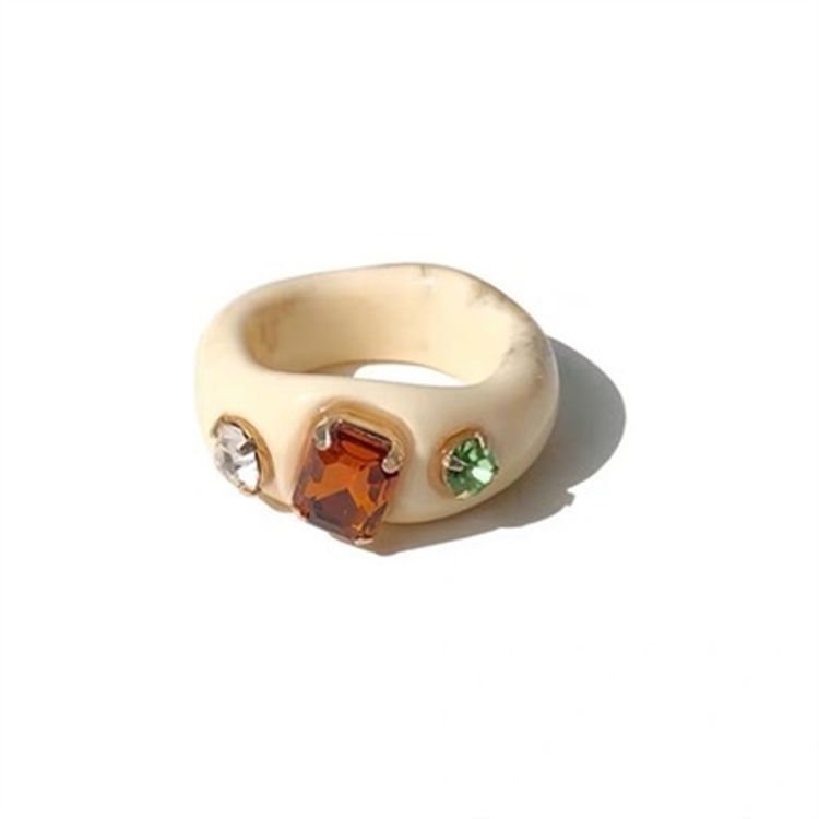 2024 neuer koreanischer Dongdaemun-Ring im gleichen Stil, geometrischer Wasserharz-Farbring mit quadratischem Diamant und transparentem Acryl_voghion.com