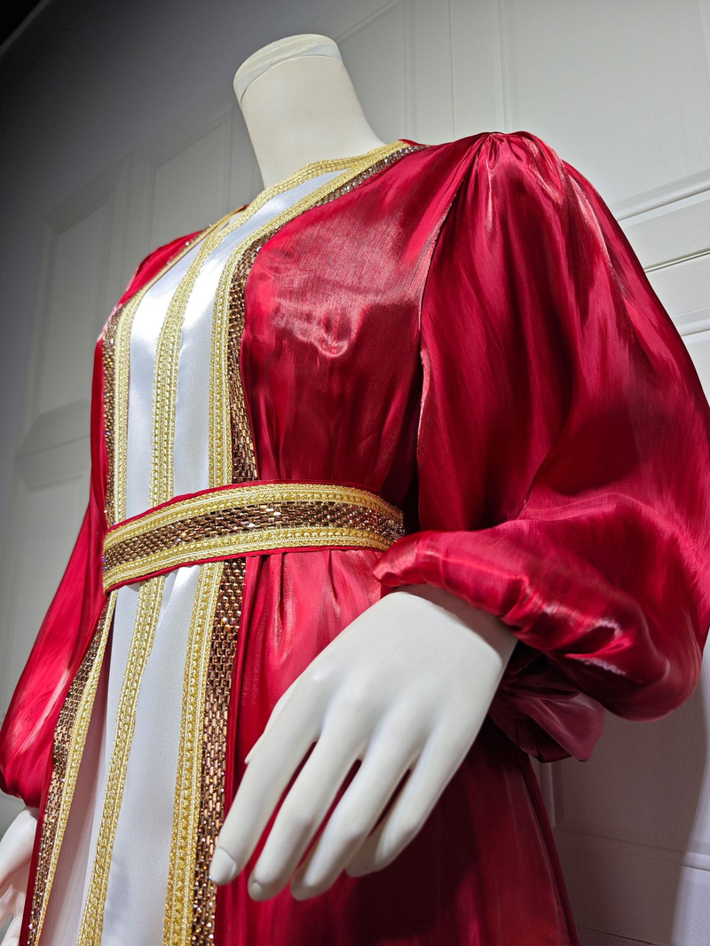 Abbigliamento Donna Moda Donna Abito in raso scintillante_voghion.com