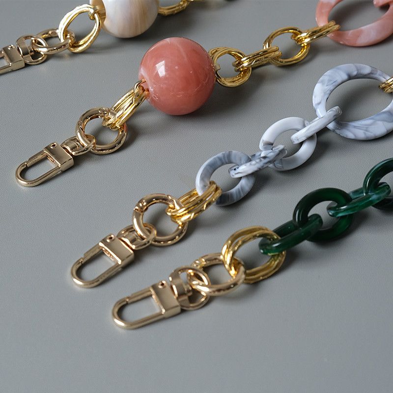 Clear Sweet Baroque Acrylic Resin Vintage Bag Handheld Short Decorative Chain_voghion.com