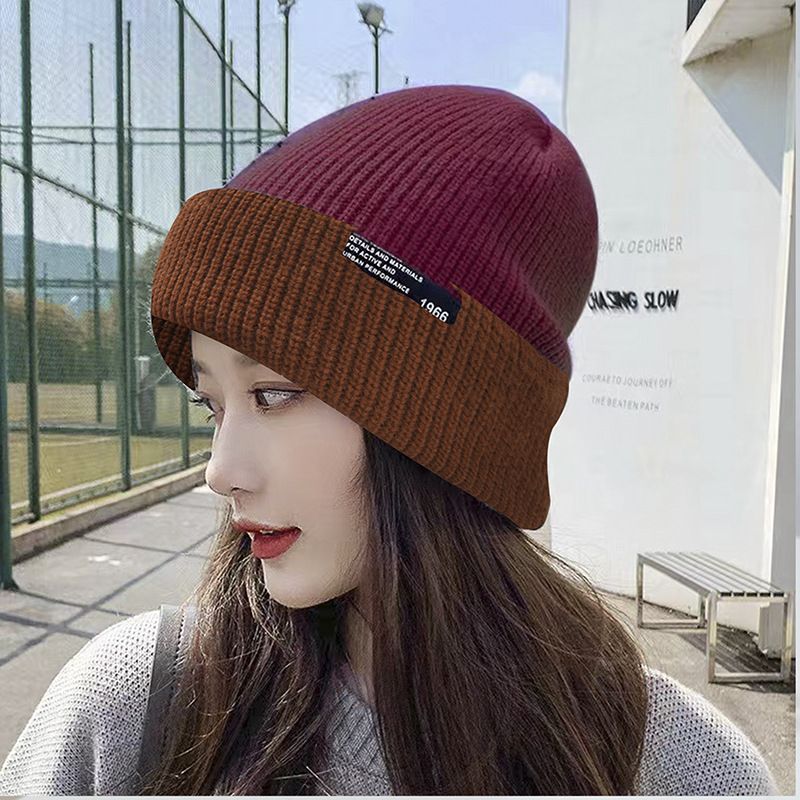 Cappello invernale da donna in maglia spessa e calda, versione coreana, protezione per le orecchie, berretto morbido a doppia faccia, all'ingrosso per uomo_voghion.com