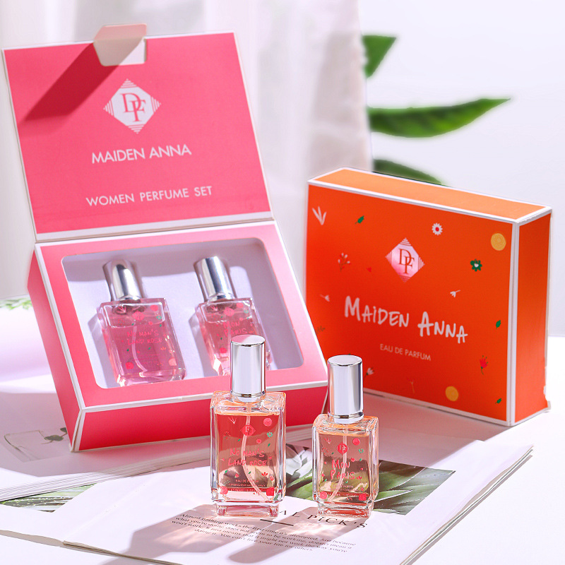 Ishika Kobayashi, men and women's perfume, lasting fragrance reversal, Paris, Vietnam, perfume set, gift box_voghion.com