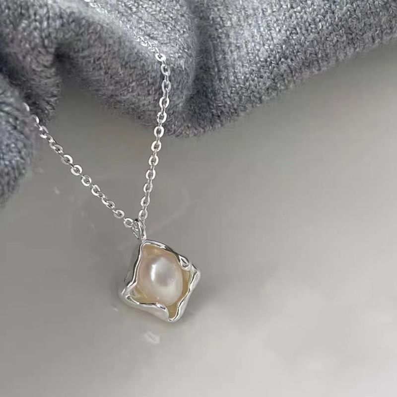 Collier de perles en métal irrégulier en argent pur, style féminin, tempérament de niche, sensation de douceur et de luxe, meilleur_voghion.com