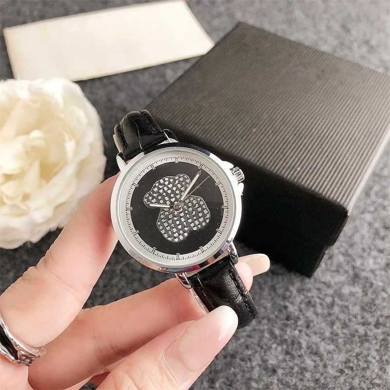Watch For Light Luxury Couple Men And Women Niche Korean Style Bear Strap Watches_voghion.com