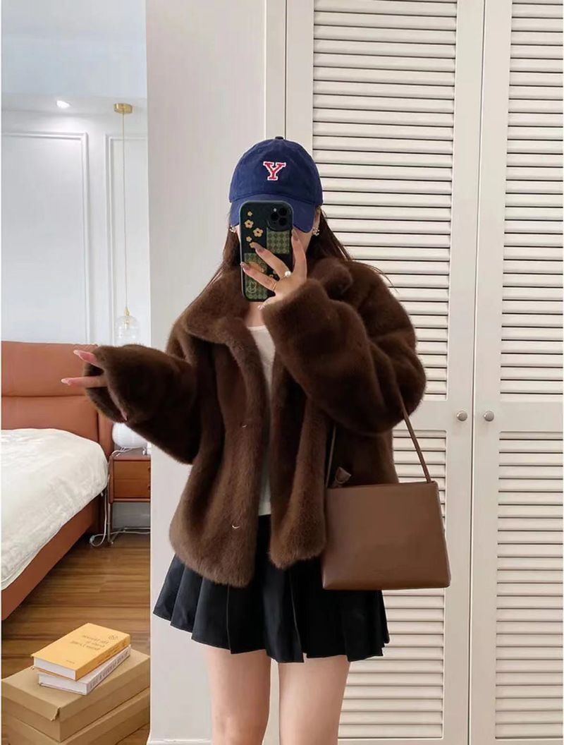 Cappotto in pelliccia sintetica in velluto di visone dorato da donna, con collo alto corto, giacca invernale ecologica in pelliccia sintetica_voghion.com