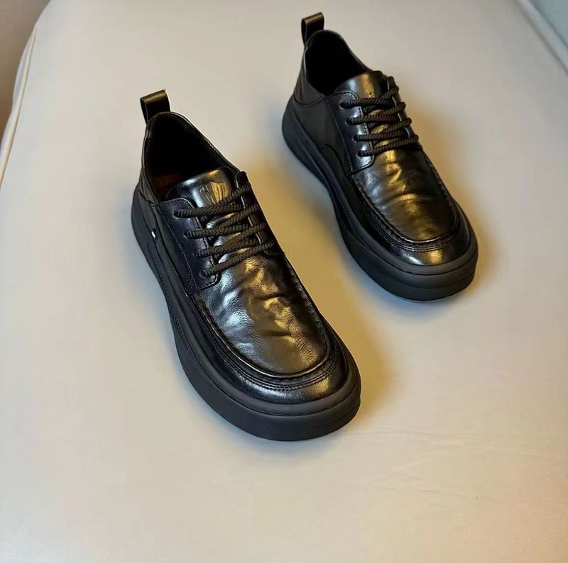 Sapatos de couro para vestido de negócios em bloco_voghion.com